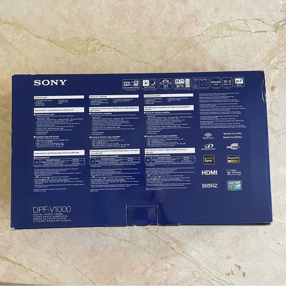 Sony Digital Photo Frame - Picture 2 of 9